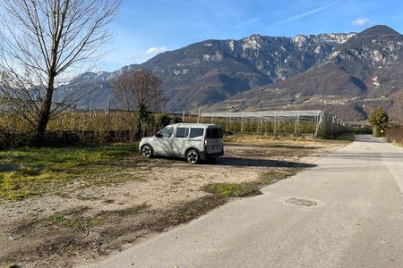 Parcheggio
e punto di partenza e di arrivo