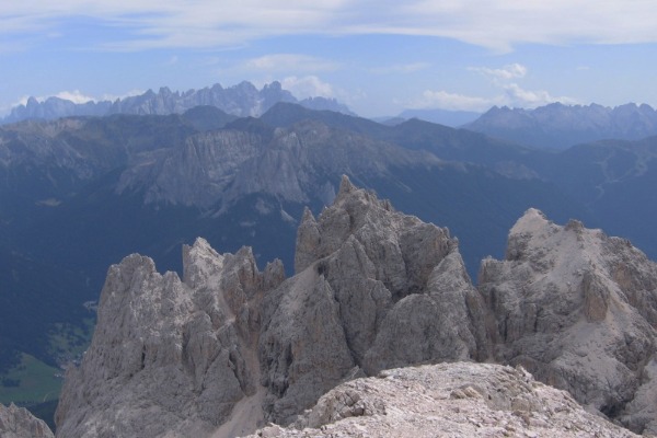 Verso Pala del Mesdì e Gran Cront