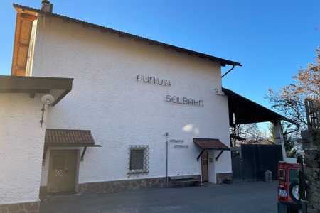 Bauernkohlern / Colle dei Contadini
e Funivia del Colle
stazione a monte