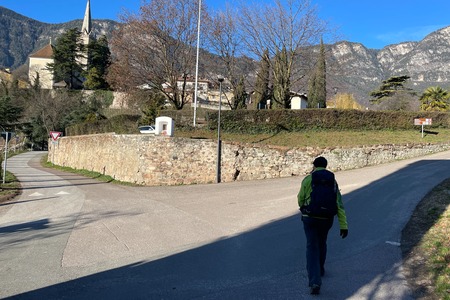 Bivio destra
poi attraversamento